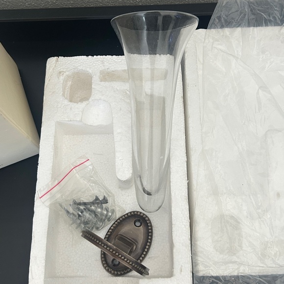 Pottery Barn NIB Antique Beaded Wall Vase - Picture 5 of 6